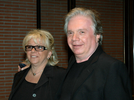 20040927 - Gino Landi insieme alla moglie all'arrivo dello spettacolo 'Buoasera Buonaera - i volti, le immagini, .. isogni del sabato sera' all'Auditorium Parco della Musica di Roma