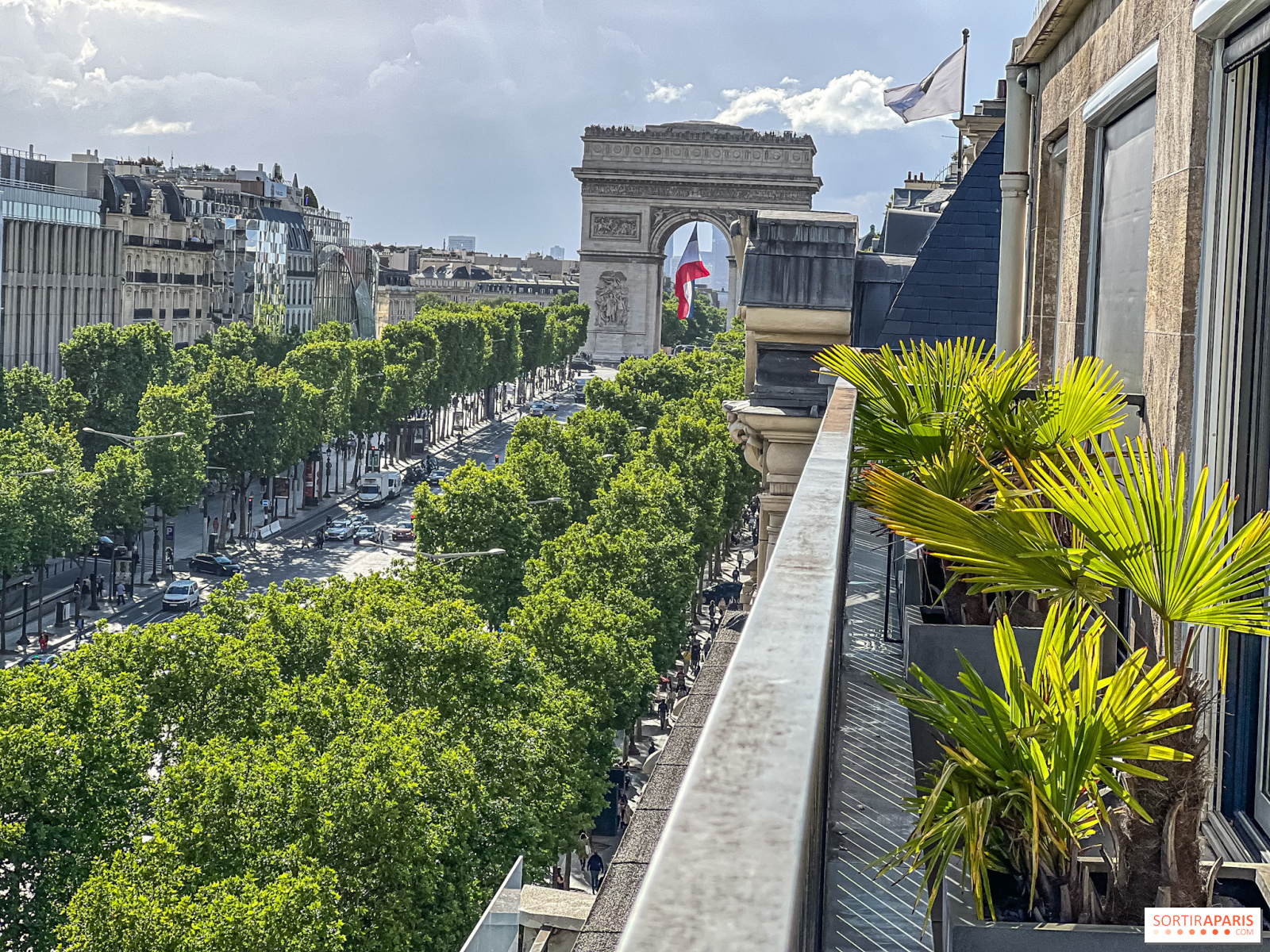 visuel paris 8e arc de triomphe champs elysees